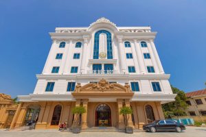 trien-khai-dao-tao-su-dung-phan-mem-ezihotel-tai-khach-san-minh-duc-quang-ninh-1